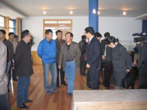 国家爱卫办到华海木业检查工作