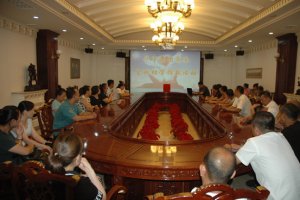 华宇集团开展“金秋助学”捐款活动￼