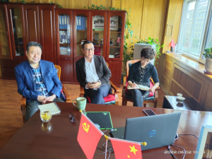 纪文楠董事长听取境外园区养殖场1-5月份工作情况汇报